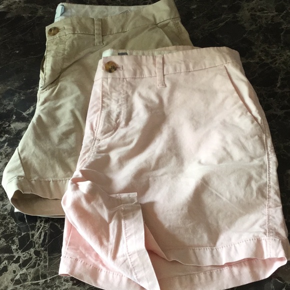 2 pairs of Old navy shorts - Picture 1 of 7